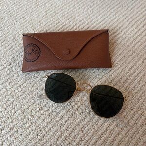 Ray-Ban Round Metal Sunglasses